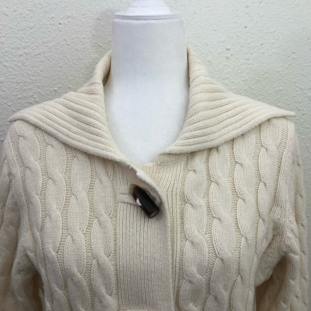GAP Women's Ivory Cable Knit Cardigan Sweater S Toggle Wool Cashmere Angora Y2K - Picture 4 of 11